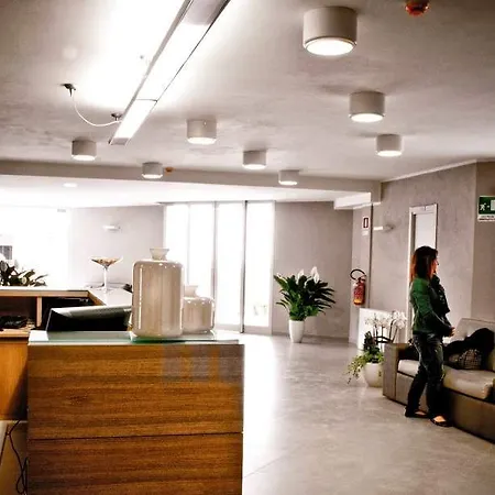 Hotel Alma Di 4*
